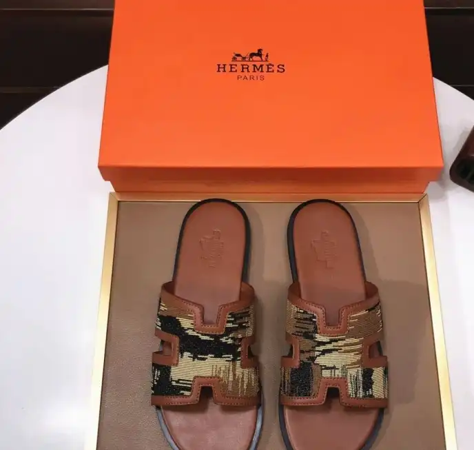 hype Hermes Slippers