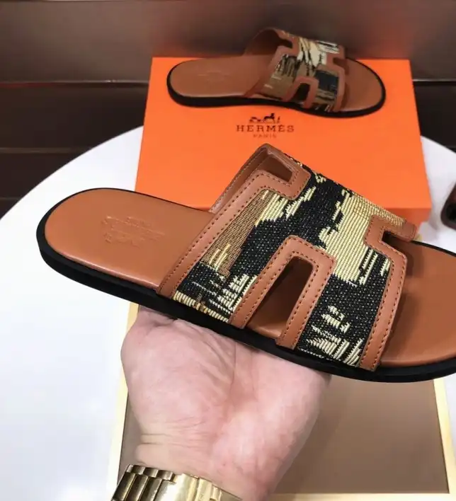 hype Hermes Slippers