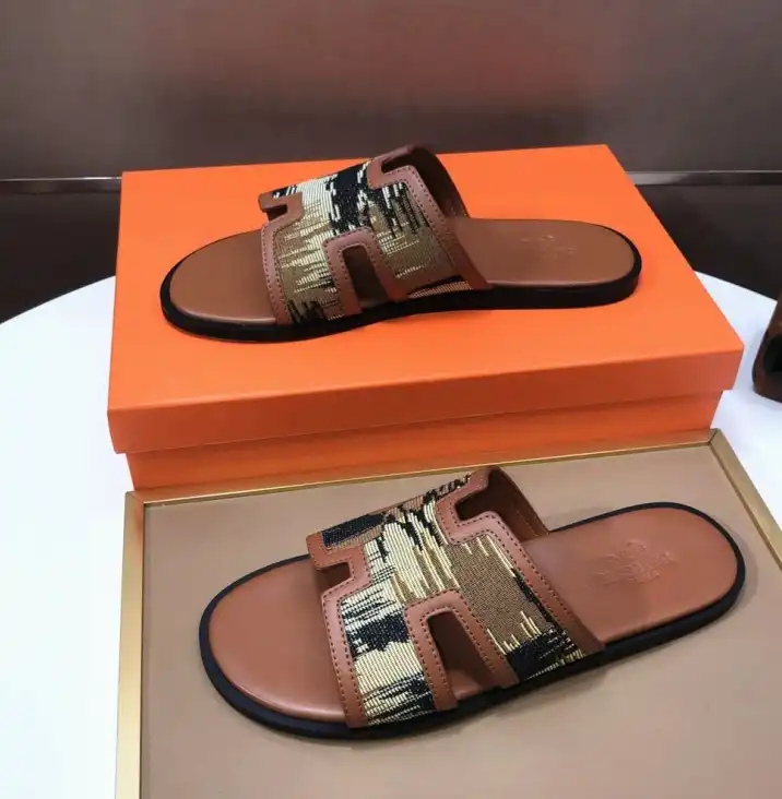 hype Hermes Slippers