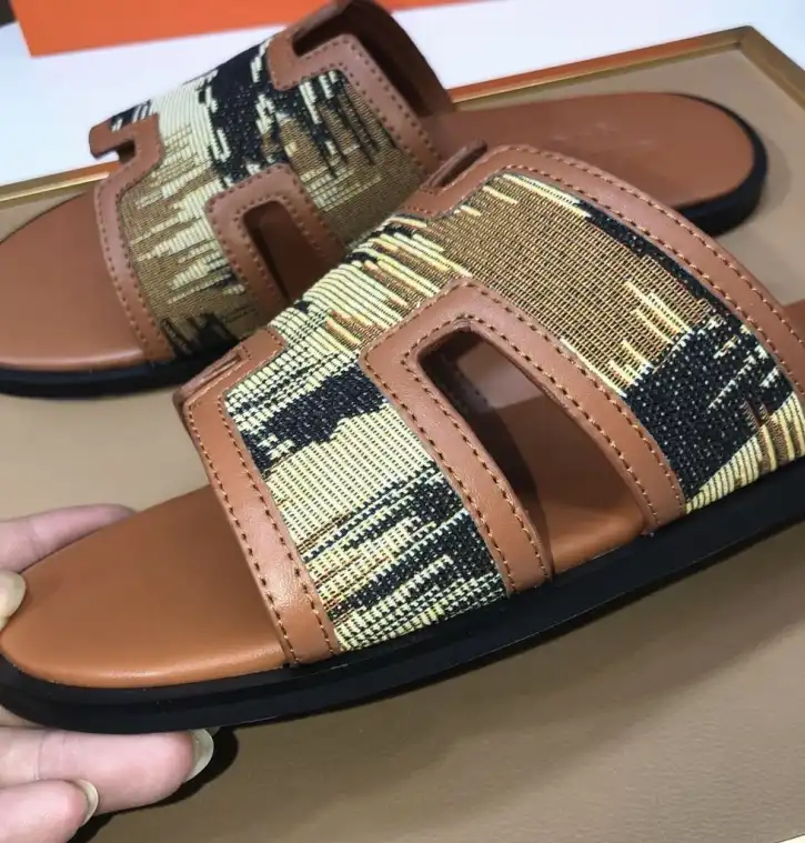 hype Hermes Slippers