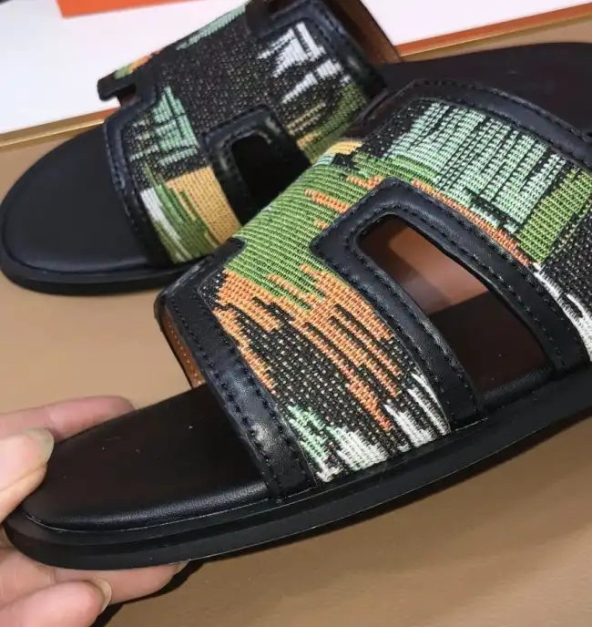 hype Hermes Slippers