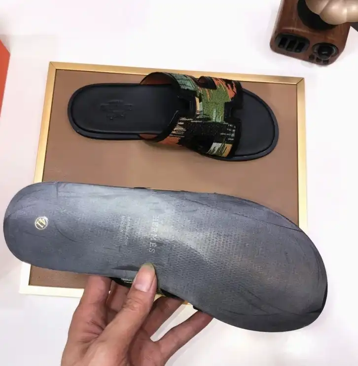 hype Hermes Slippers