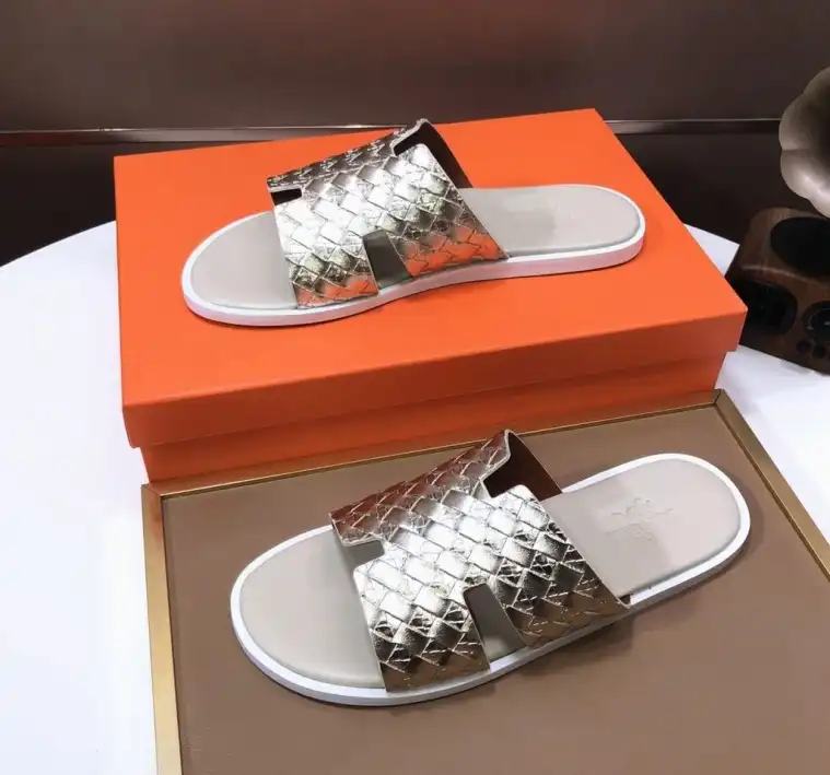 hype Hermes Slippers