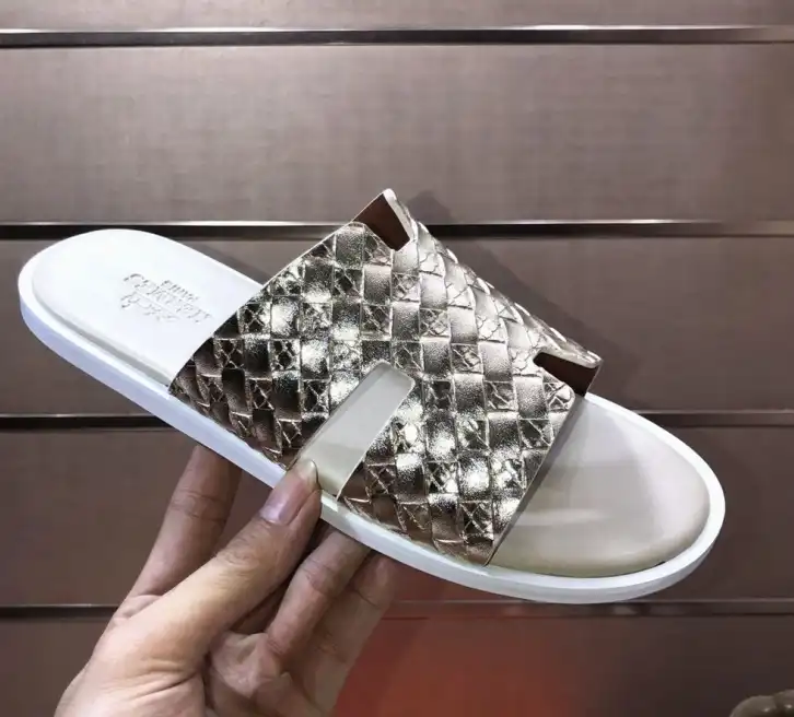 hype Hermes Slippers