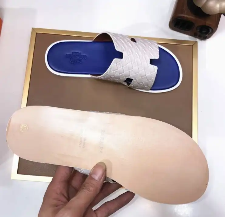 hype Hermes Slippers