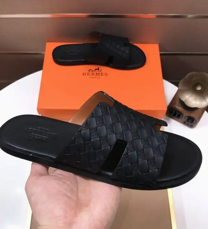 hype Hermes Slippers