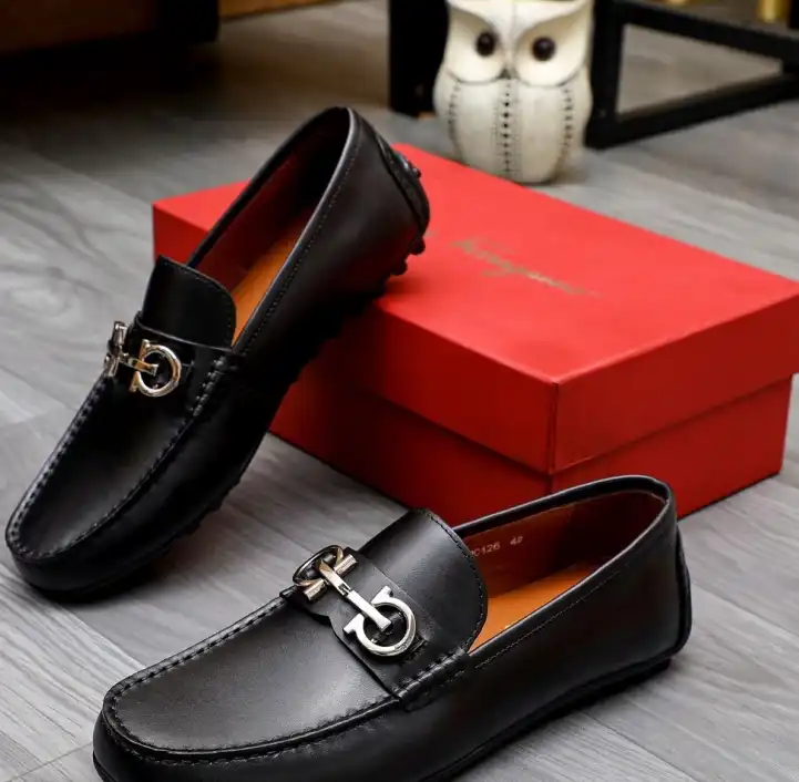 hype Ferragamo Leather Shoes