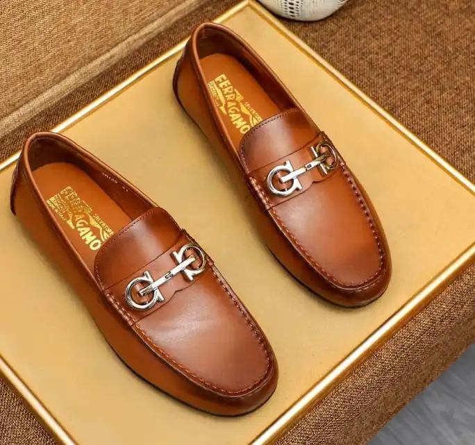 hype Ferragamo Leather Shoes