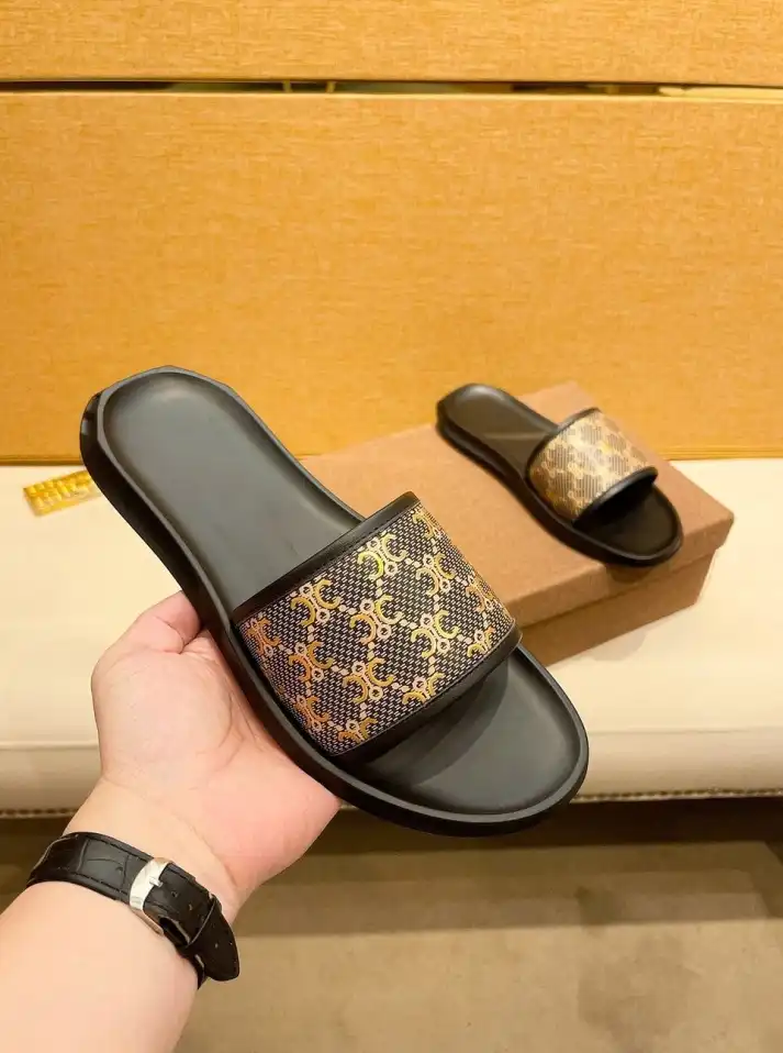 hype Gucci Slippers