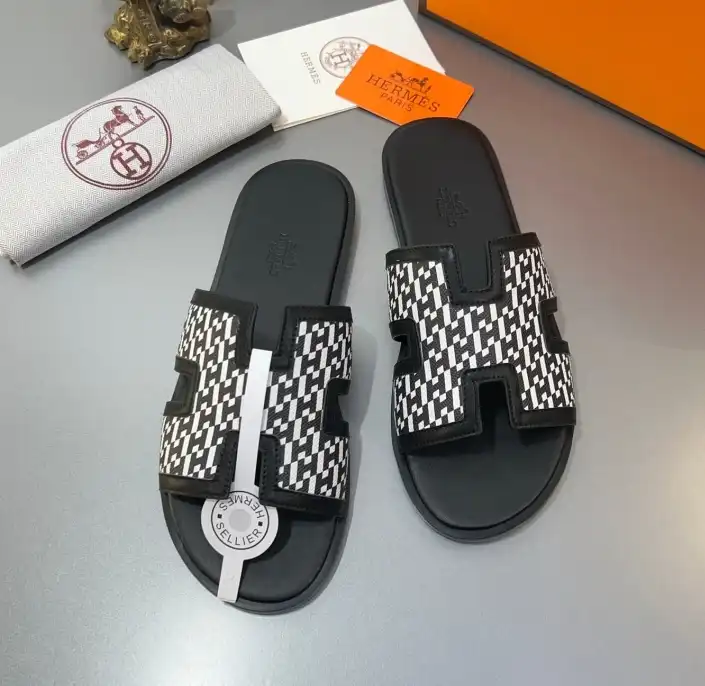 hype Hermes Slippers