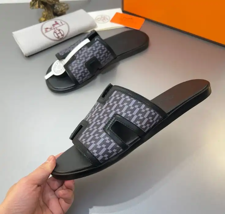 hype Hermes Slippers