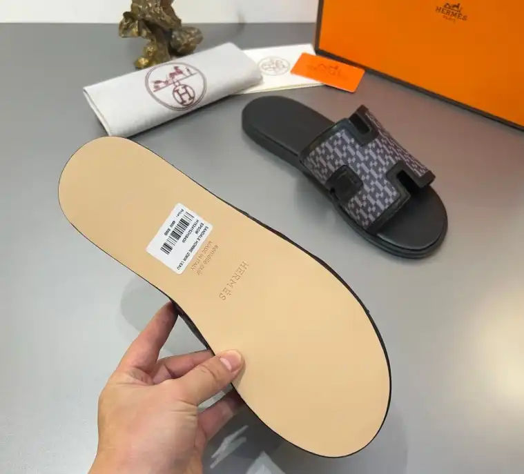 hype Hermes Slippers