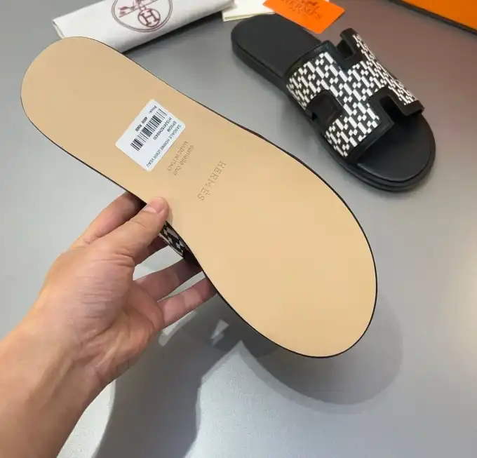 hype Hermes Slippers