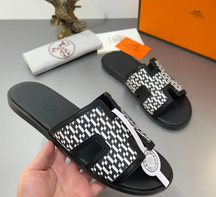 hype Hermes Slippers