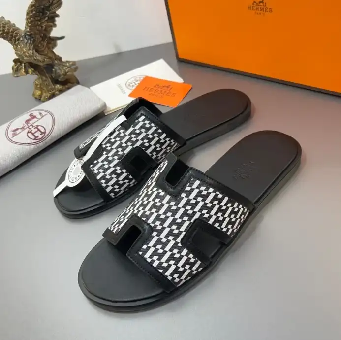 hype Hermes Slippers