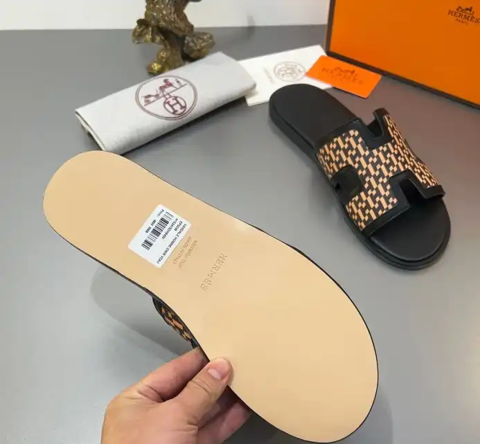 hype Hermes Slippers