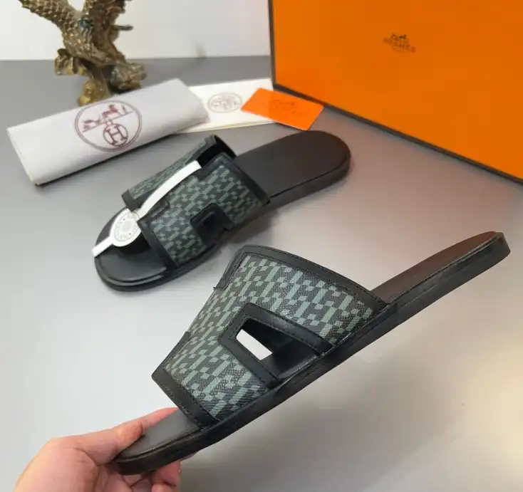 hype Hermes Slippers