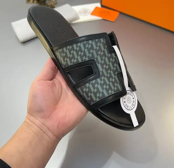 hype Hermes Slippers