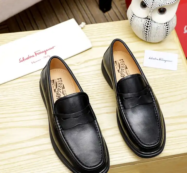 hype Ferragamo Leather Shoes