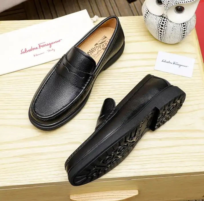 hype Ferragamo Leather Shoes