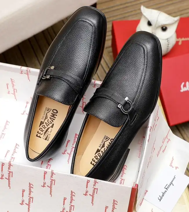 hype Ferragamo Leather Shoes