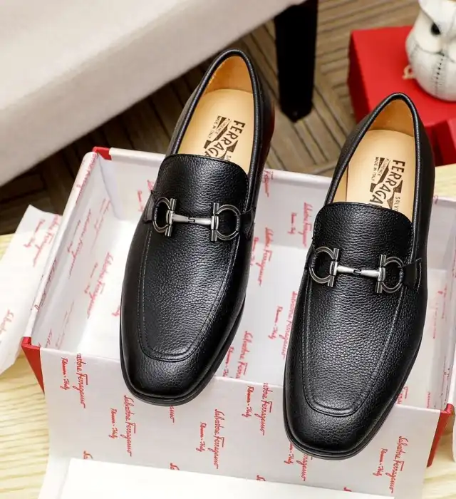 hype Ferragamo Leather Shoes