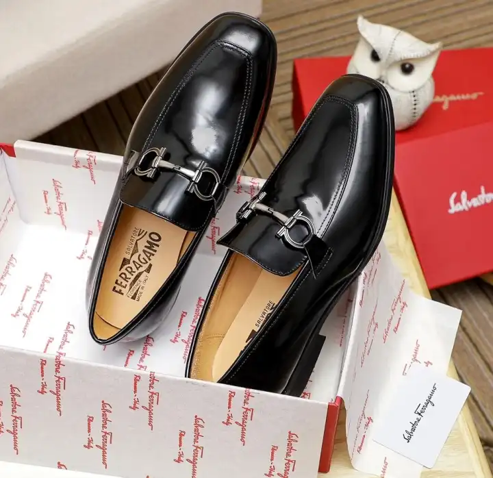 hype Ferragamo Leather Shoes