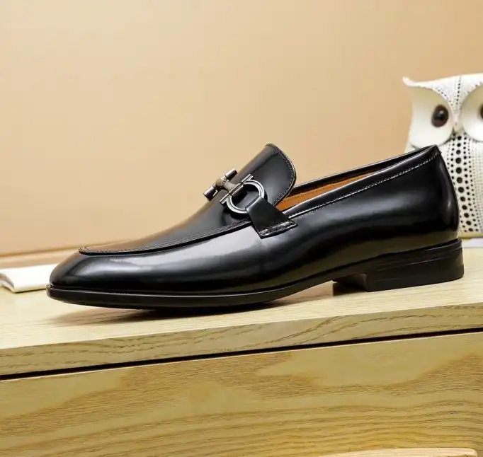 hype Ferragamo Leather Shoes