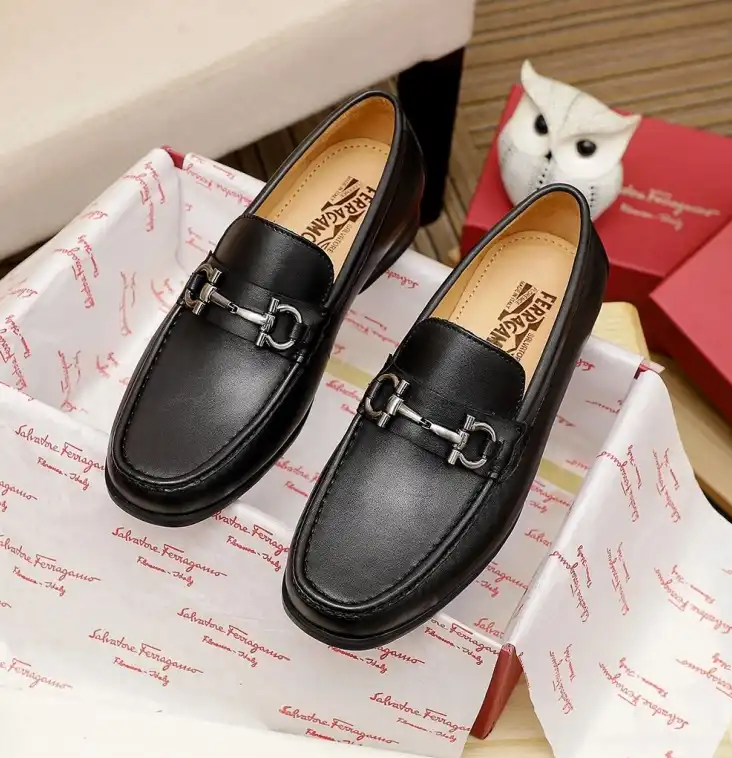 hype Ferragamo Leather Shoes