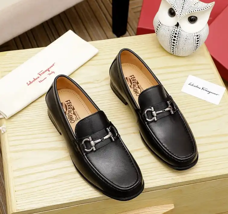 hype Ferragamo Leather Shoes