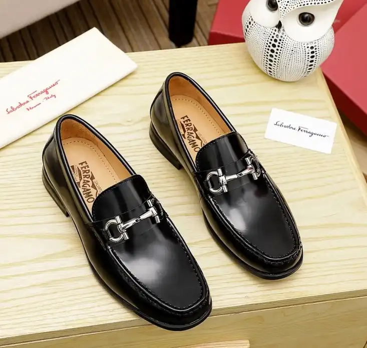 hype Ferragamo Leather Shoes