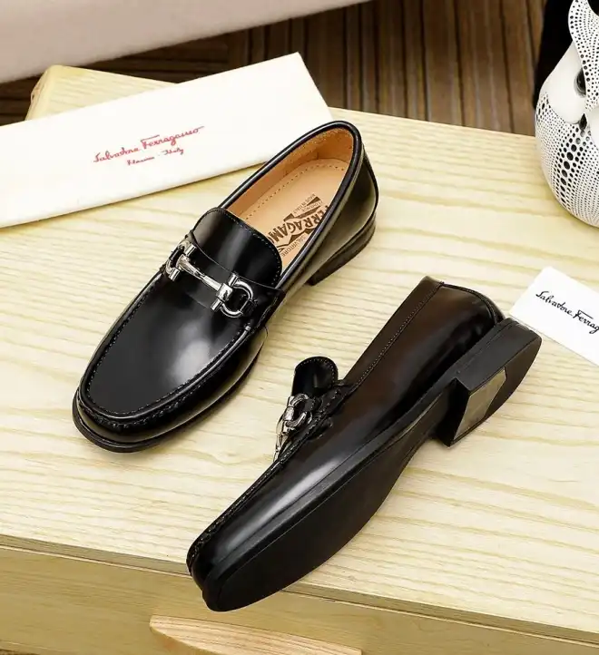 hype Ferragamo Leather Shoes