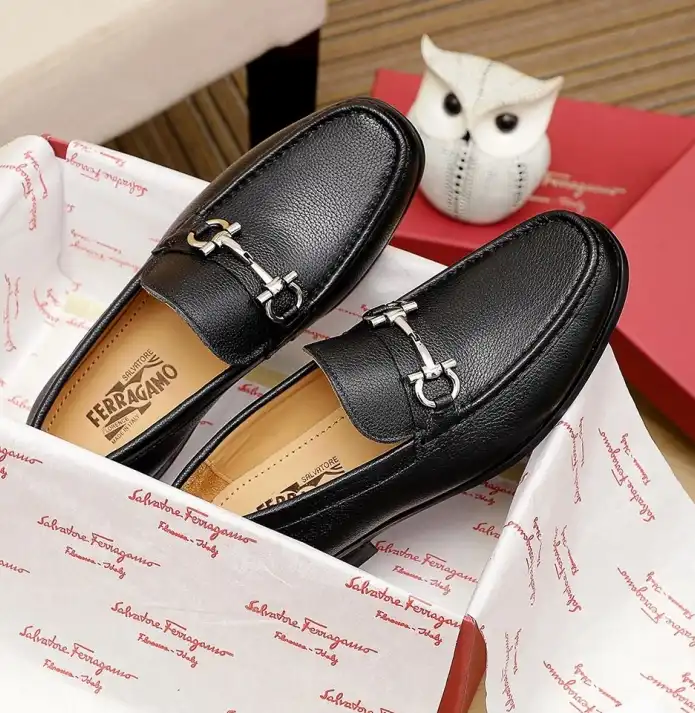 hype Ferragamo Leather Shoes