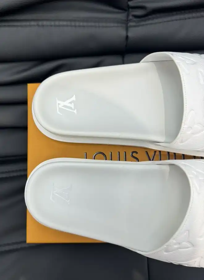 hype LV Slippers