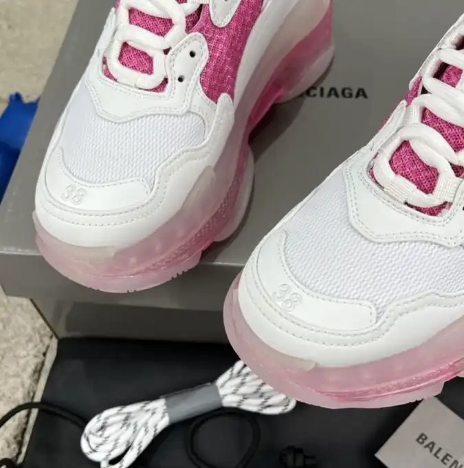 hype Balenciaga Sneakers