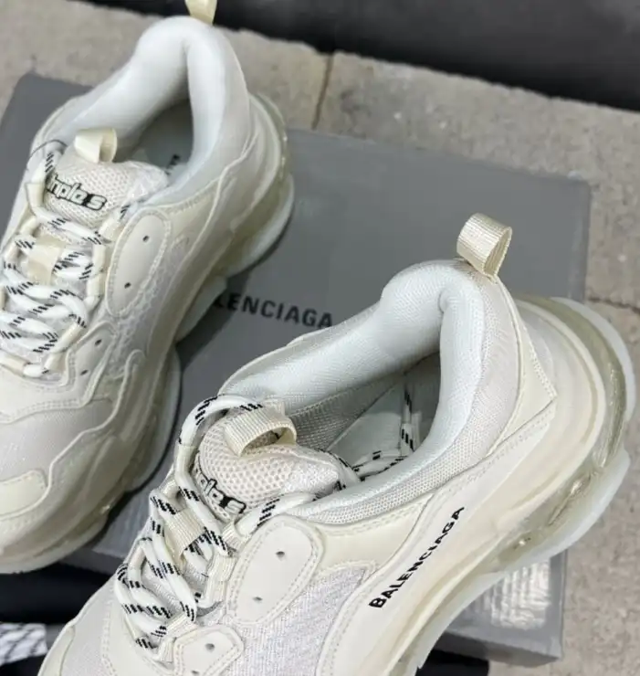 hype Balenciaga Sneakers