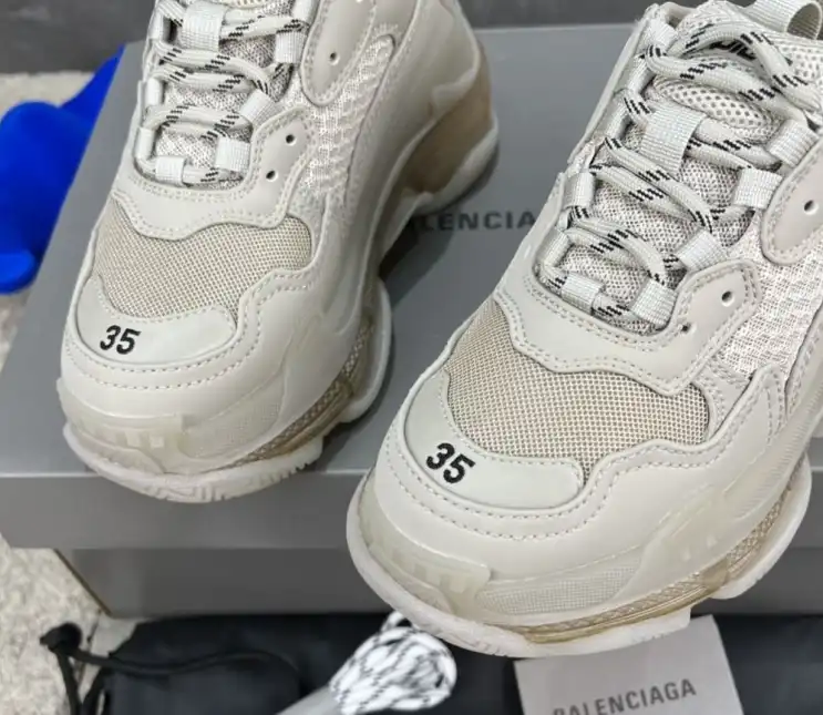 hype Balenciaga Sneakers