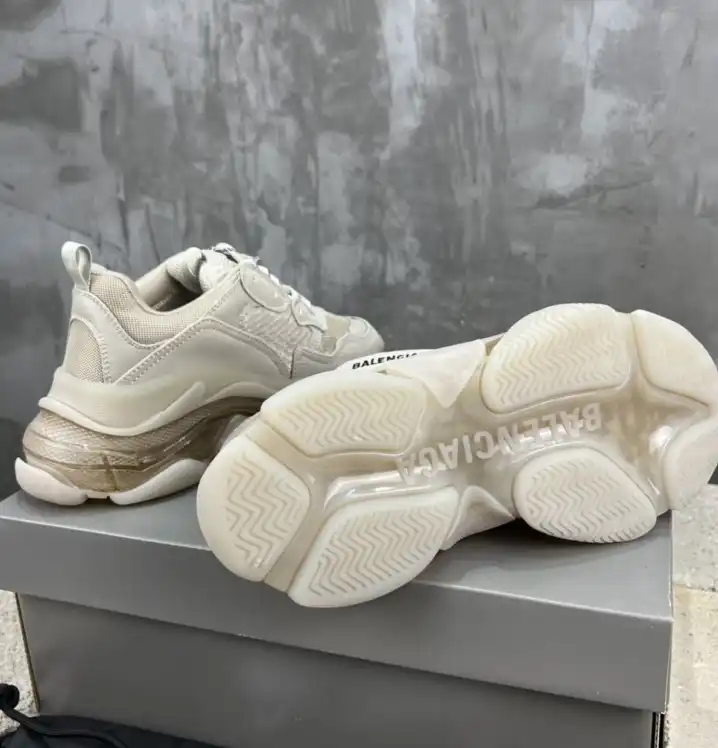 hype Balenciaga Sneakers