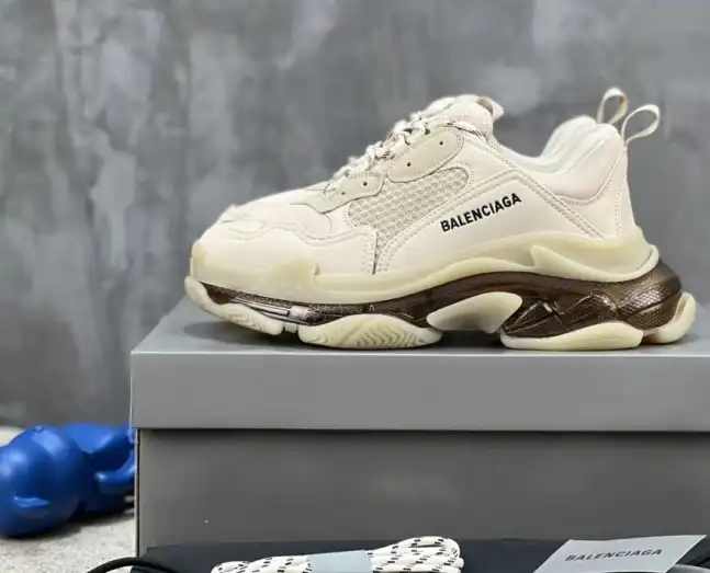 hype Balenciaga Sneakers