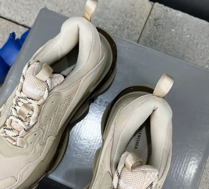 hype Balenciaga Sneakers