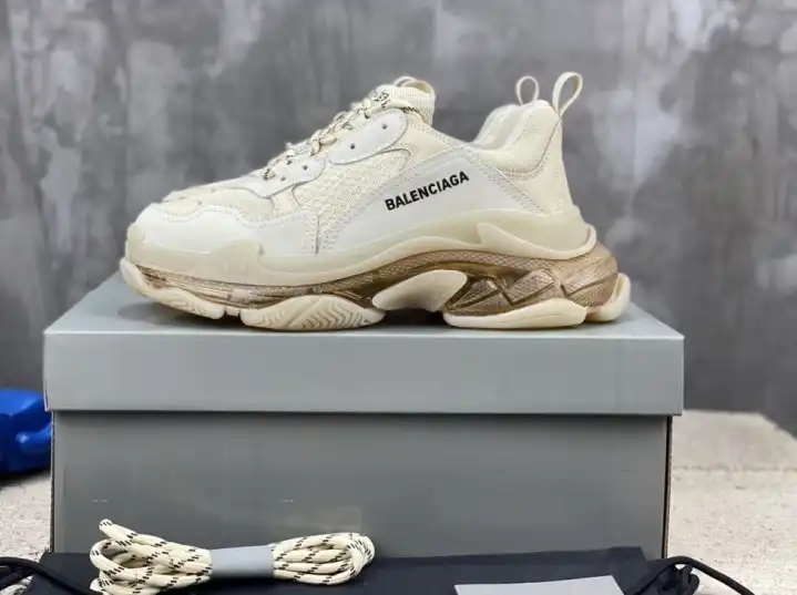 hype Balenciaga Sneakers