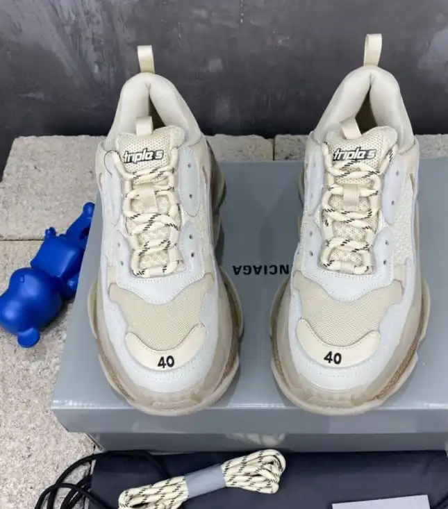 hype Balenciaga Sneakers