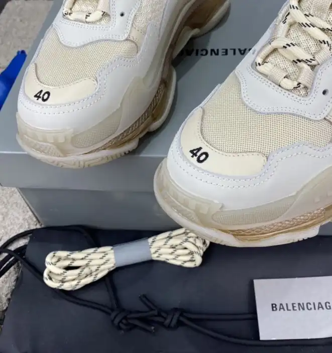 hype Balenciaga Sneakers