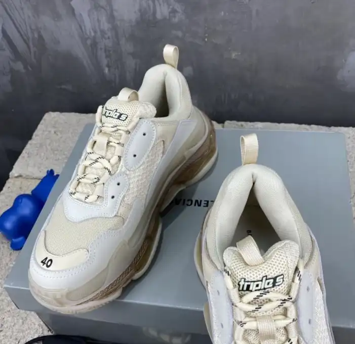 hype Balenciaga Sneakers