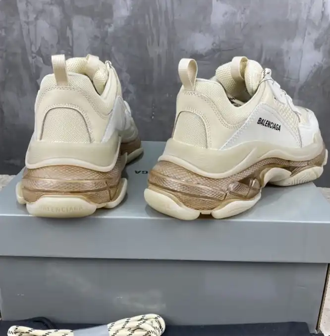 hype Balenciaga Sneakers