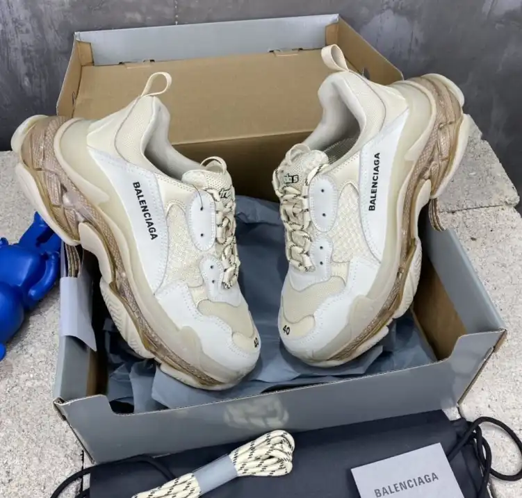 hype Balenciaga Sneakers