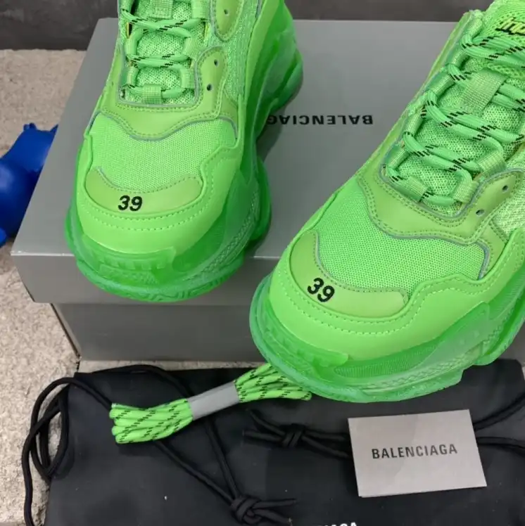 hype Balenciaga Sneakers