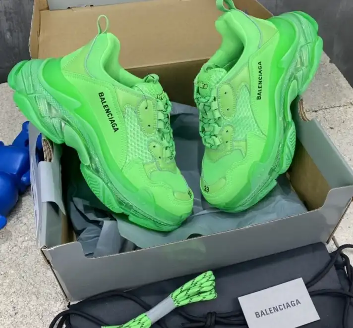 hype Balenciaga Sneakers