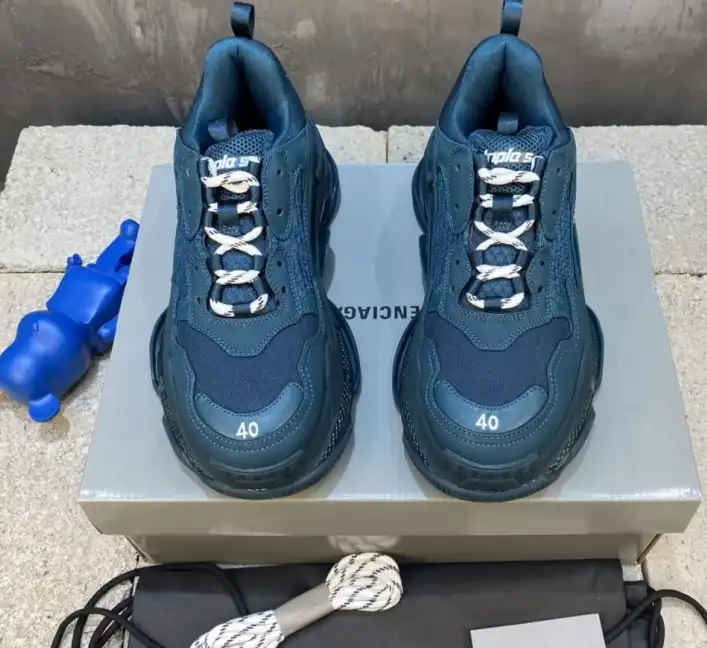 hype Balenciaga Sneakers