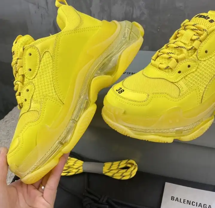 hype Balenciaga Sneakers